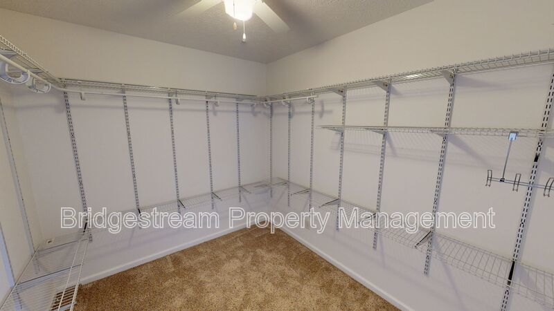 Beautiful 3 Bed, 2.5 Bath with 2 car attached garage in Fairborn property image
