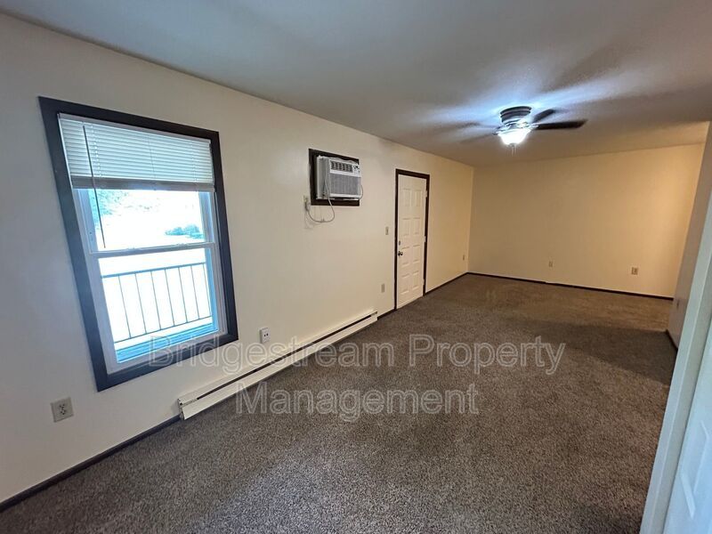 Newly Renovated Studio Apartment Now Available property image