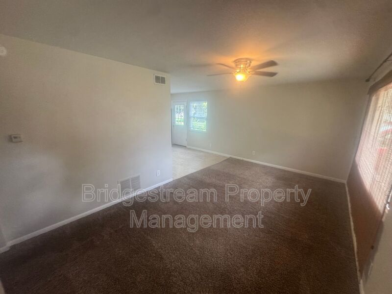 Cozy 3 Bed, 1 Bath Home in Southeast Dayton property image