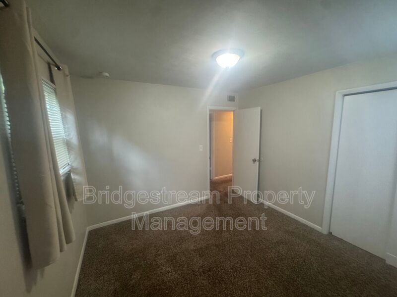 Cozy 3 Bed, 1 Bath Home in Southeast Dayton property image