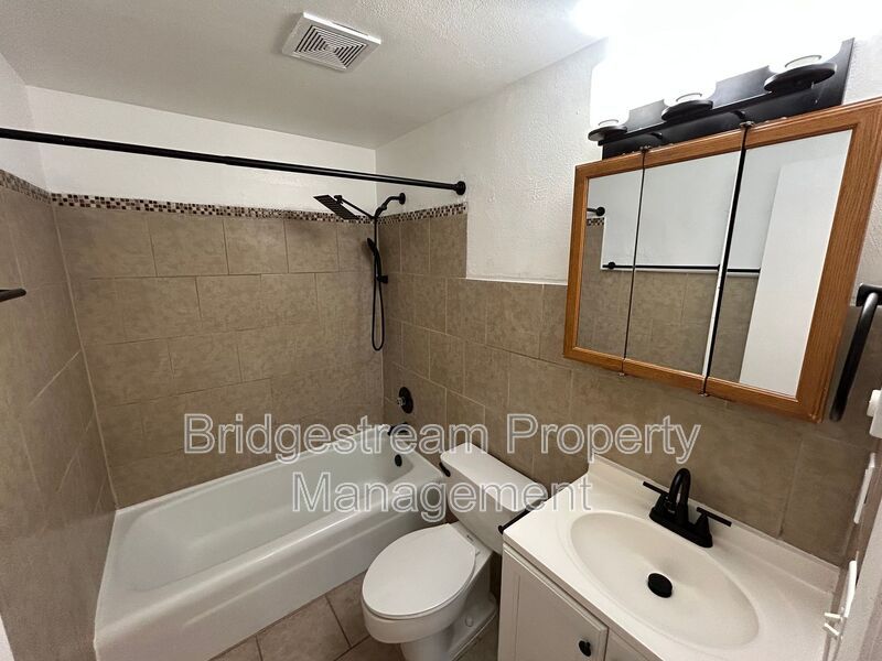 Cozy 2 Bed, 1.5 Bath Townhome in Fairborn property image