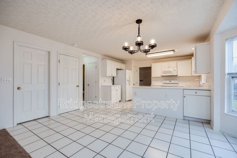 Move in Special! Half Off First Months Rent - Beautiful 4 Bed, 4 Bath Home property image