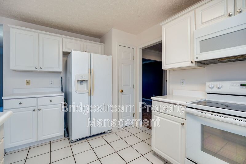 Move in Special! Half Off First Months Rent - Beautiful 4 Bed, 4 Bath Home property image