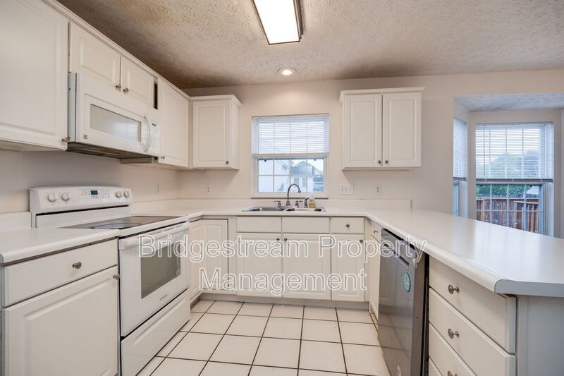 Move in Special! Half Off First Months Rent - Beautiful 4 Bed, 4 Bath Home property image