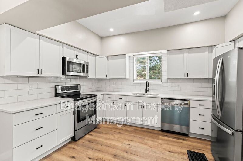 Cozy 3 Bed, 1 Bath Home in Dayton property image