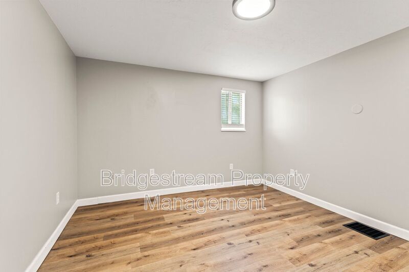 Cozy 3 Bed, 1 Bath Home in Dayton property image