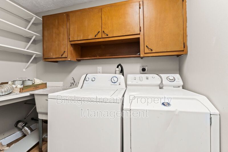 Cozy 3 Bed, 1 Bath Home in Dayton property image