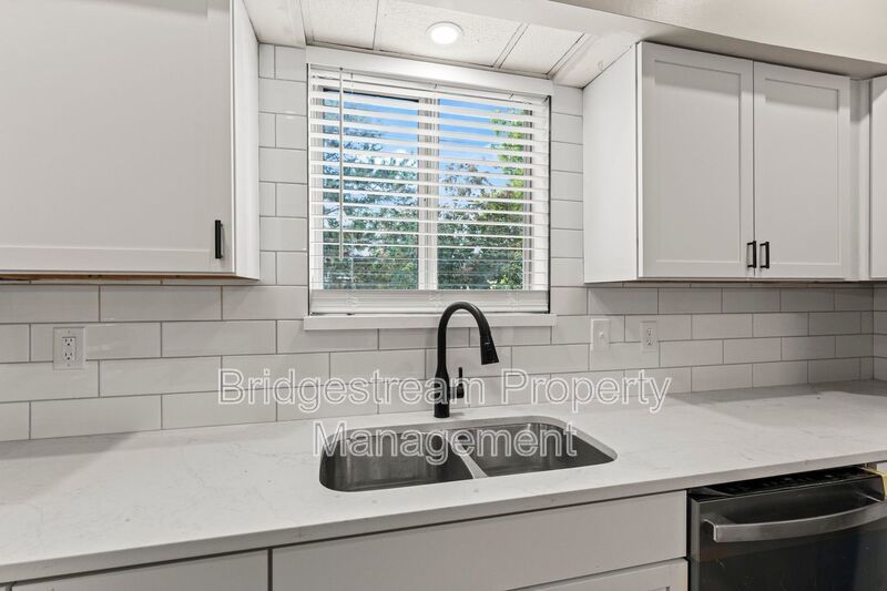 Cozy 3 Bed, 1 Bath Home in Dayton property image