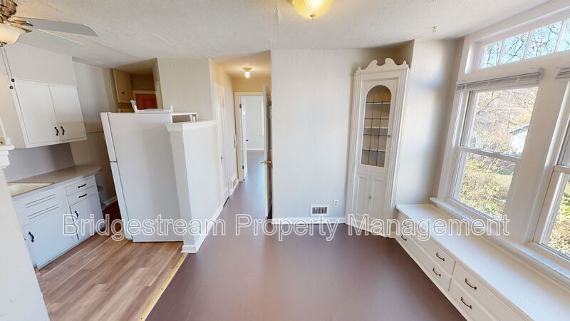 Spacious Upstairs 1 Bed, 1 Bath Apartment in Northwest Dayton property image