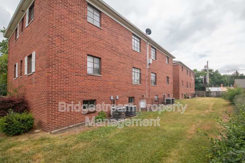 Cozy 2 Bed, 1 Bath Unit Coming Soon! property image