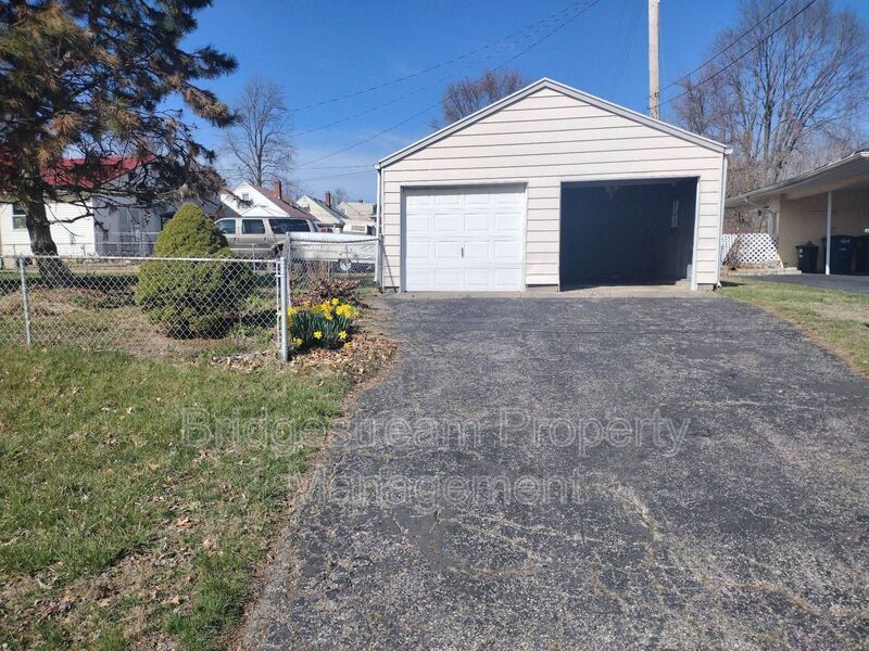 Cozy 3 Bed, 1 Bath Home property image