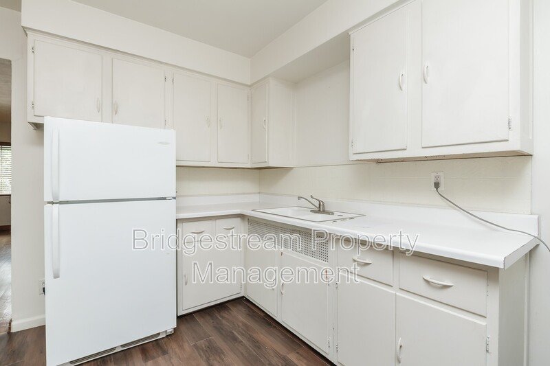 Cozy 1 Bed, 1 Bath Apartment in Kettering with Covered Carport property image