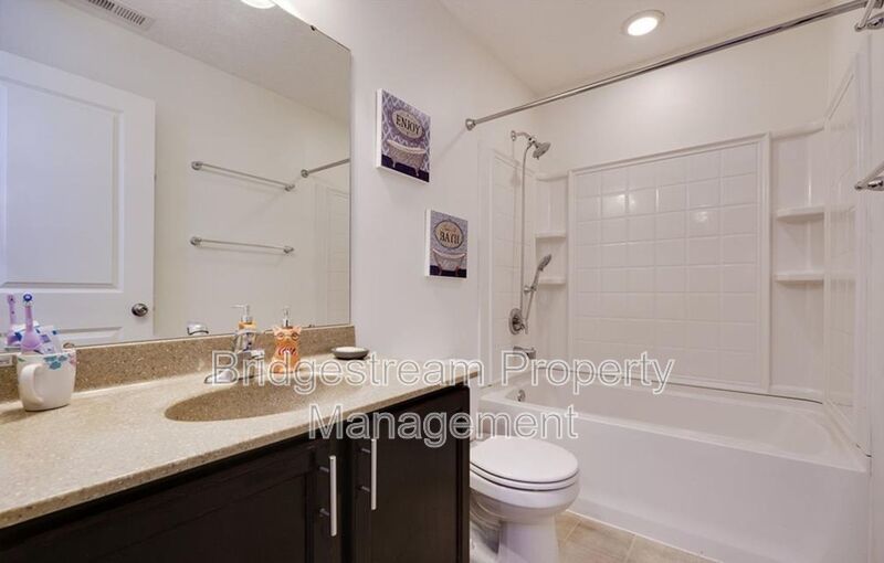 Luxury 3-bedroom 3.5 bath Townhouse near Austin Landing property image