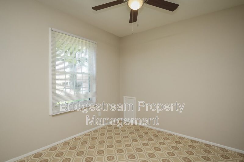 Cozy 3 Bed, 1 Bath Ranch Style Home in Fairborn property image