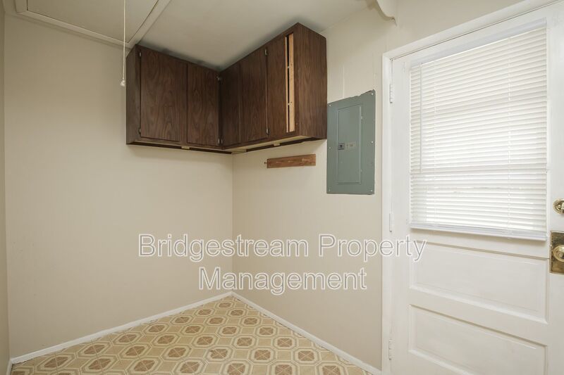 Cozy 3 Bed, 1 Bath Ranch Style Home in Fairborn property image