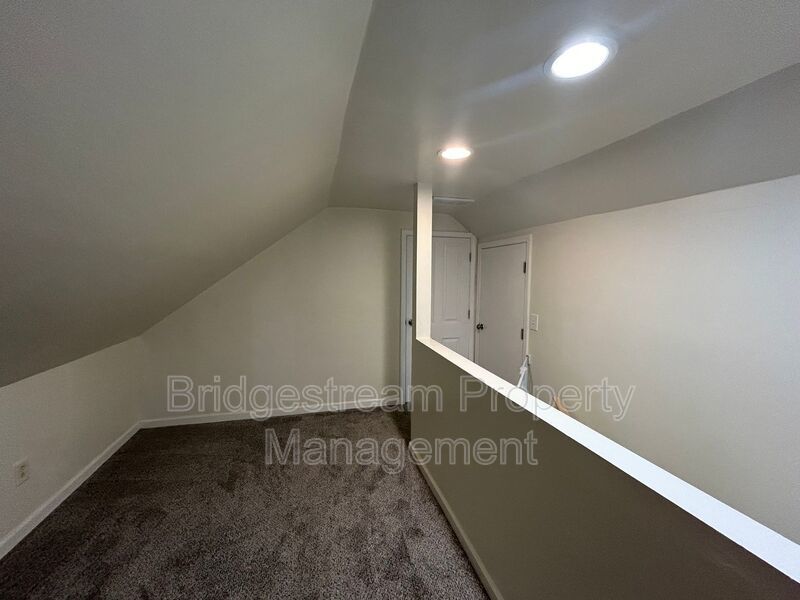 Cozy 4 Bed, 1.5 Bath Home Now Available property image