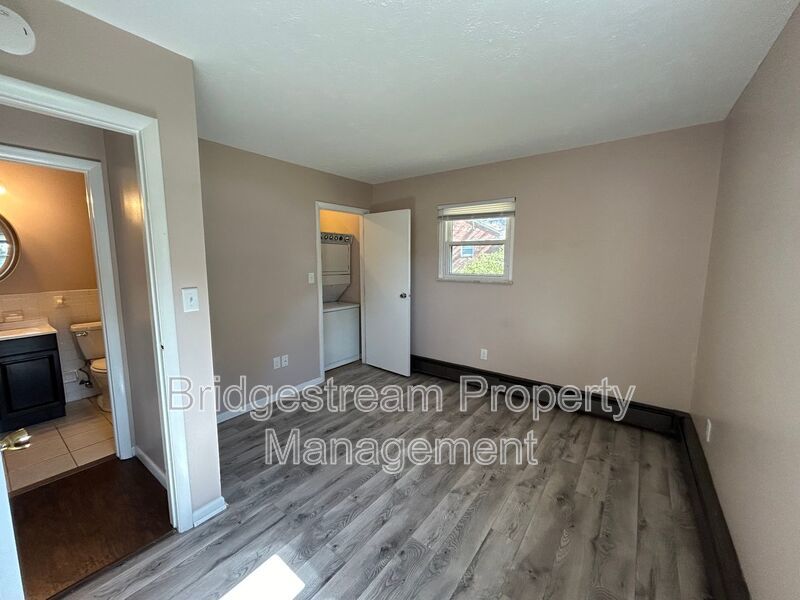 Cozy 2 Bed, 1 Bath Ranch Style Unit in Germantown property image