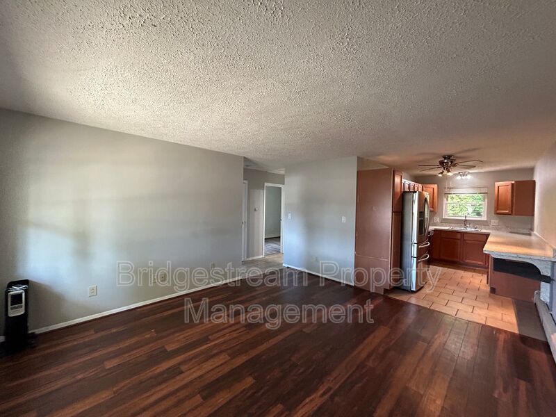 Cozy 2 Bed, 1 Bath Ranch Style Unit in Germantown property image