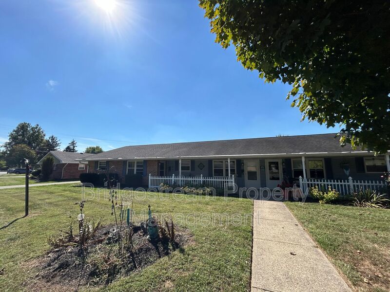 Cozy 2 Bed, 1 Bath Ranch Style Unit in Germantown property image