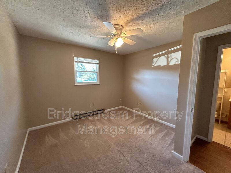 Cozy 2 Bed, 1 Bath Ranch Style Unit in Germantown property image