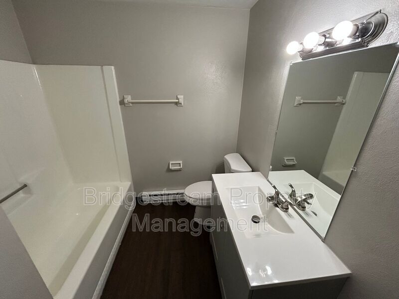 Cozy 2 Bed, 1 bath Apartment in Miamisburg property image