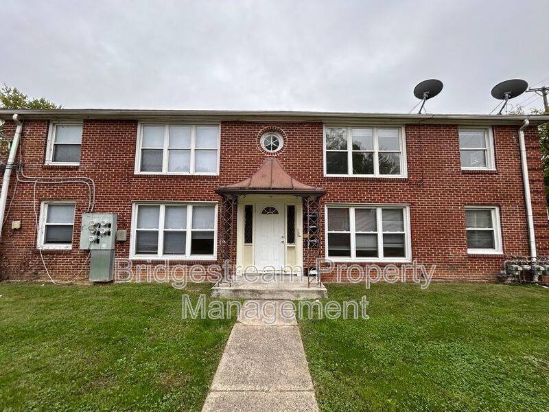 Ground Floor 2 Bed, 1 Bath Unit in Northwest Dayton property image