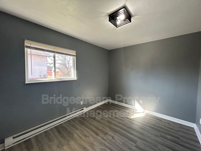 Cozy 3-Bedroom, 1-Bathroom Home for Rent property image