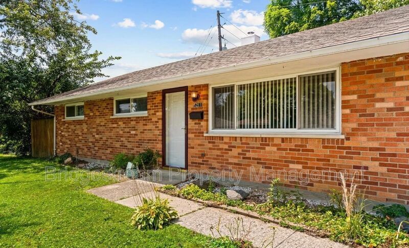 Beautifully Renovated 3 Bed, 2 Bath Home in Huber Heights property image