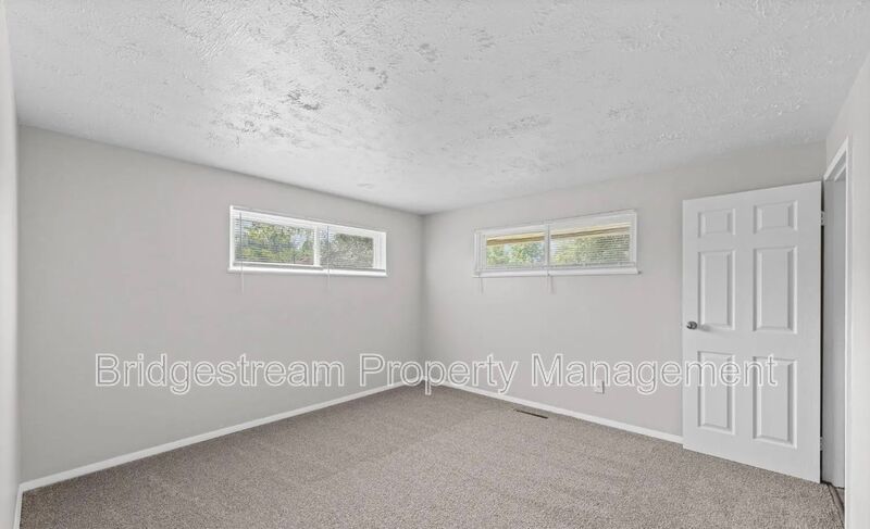 Beautifully Renovated 3 Bed, 2 Bath Home in Huber Heights property image