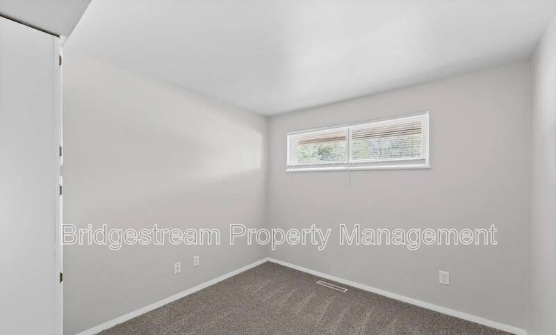 Beautifully Renovated 3 Bed, 2 Bath Home in Huber Heights property image