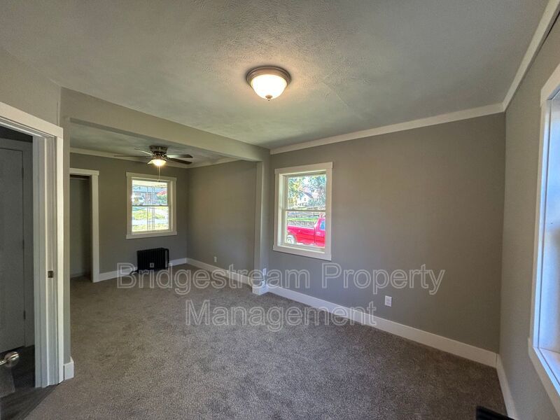 Cozy 4 Bed, 2 Bath Home in Dayton property image