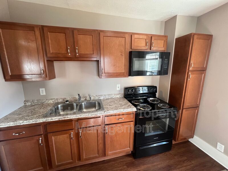 Cozy 2 Bed, 1 Bath Duplex Coming Soon property image