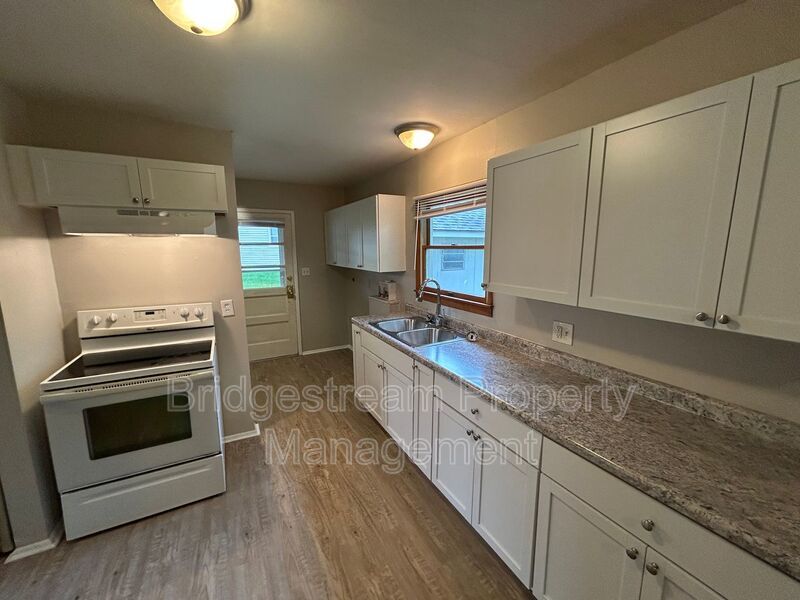 Cozy 3 Bed, 1 Bath Ranch Style Home in Fairborn property image