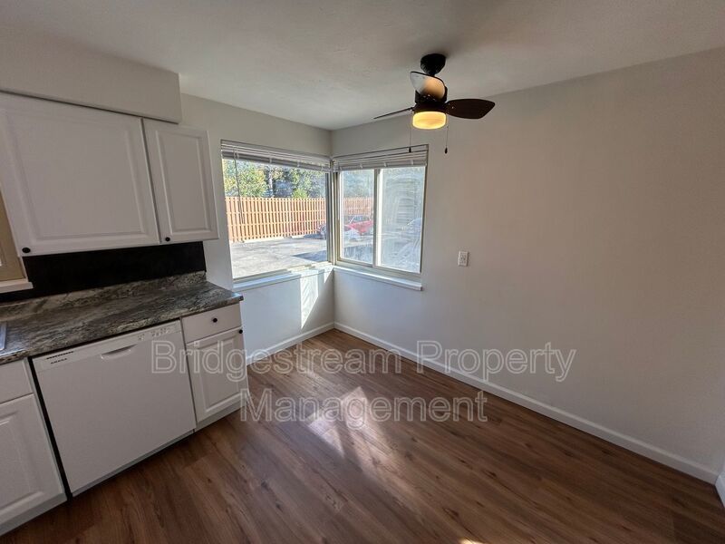 Cozy 2 Bed, 1 Bath Unit in Kettering property image