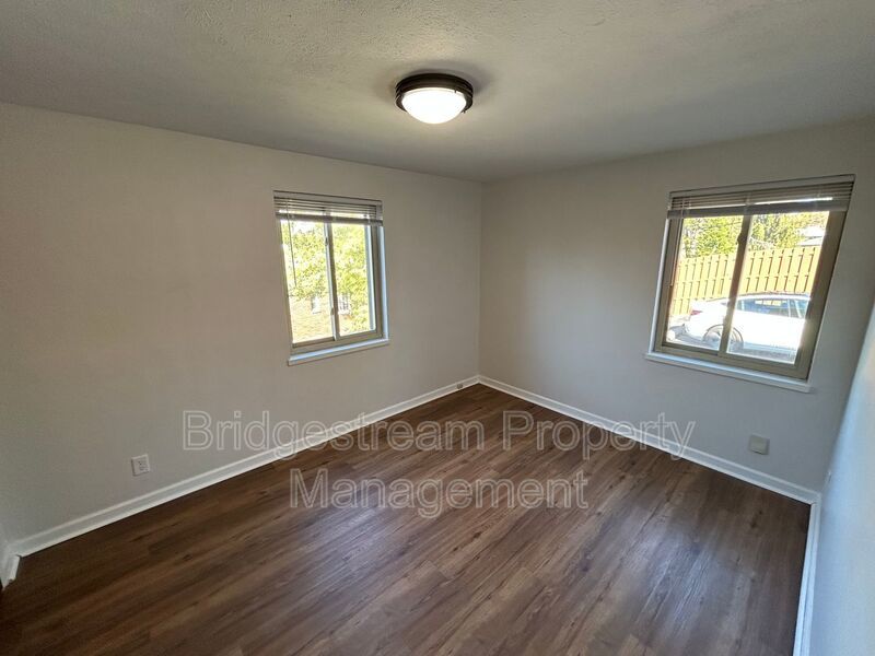 Cozy 2 Bed, 1 Bath Unit in Kettering property image