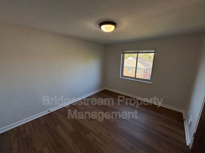 Cozy 2 Bed, 1 Bath Unit in Kettering property image