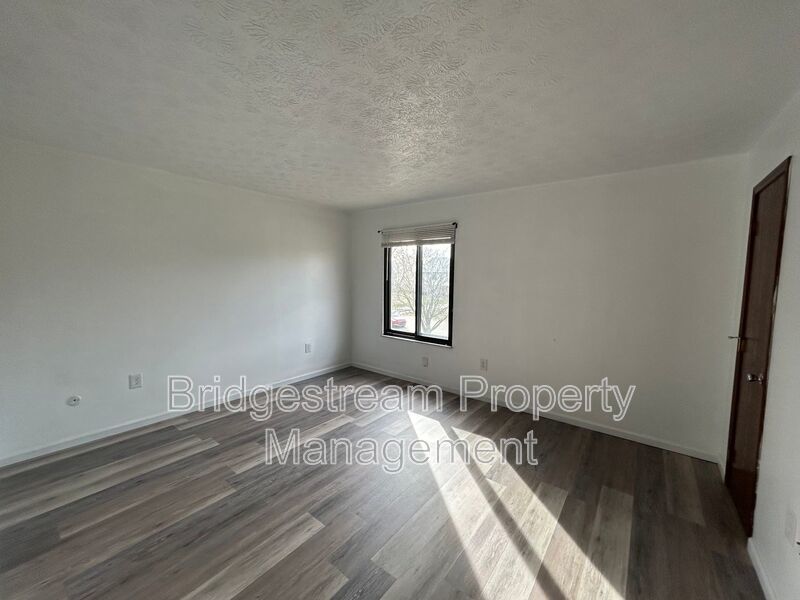 Cozy 2 Bed, 1.5 Bath Townhome in Centerville property image