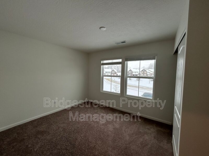 Newly Constructed 2 Bed, 2 Bath Condo in Beavercreek property image