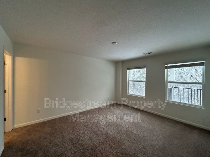Newly Constructed 2 Bed, 2 Bath Condo in Beavercreek property image