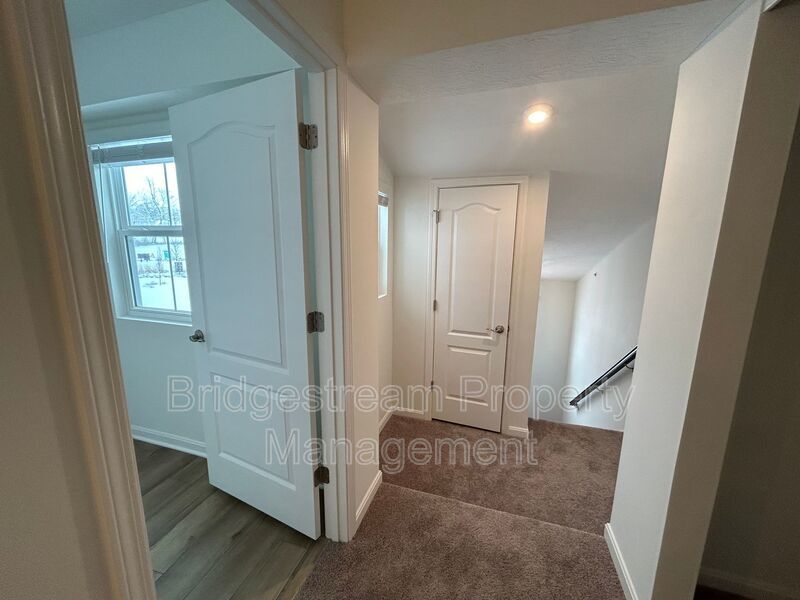 Newly Constructed 2 Bed, 2 Bath Condo in Beavercreek property image