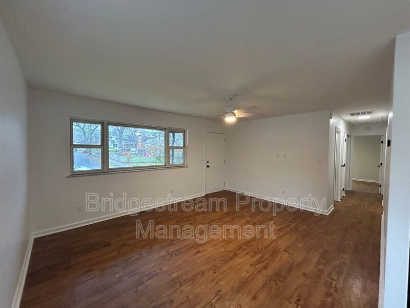 Beautiful 3 Bed, 1.5 Bath Home in East Dayton property image