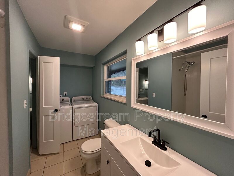 Beautiful 3 Bed, 1.5 Bath Home in East Dayton property image