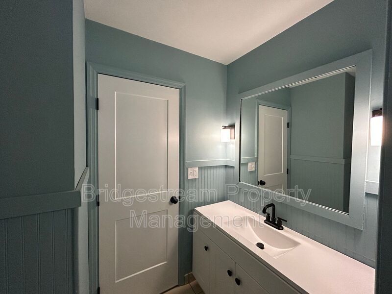 Beautiful 3 Bed, 1.5 Bath Home in East Dayton property image