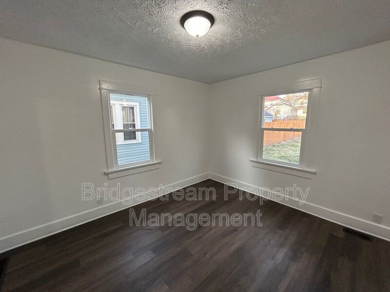 Beautiful 3 Bed, 2 Bath Home Now Available property image