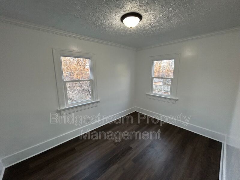 Beautiful 3 Bed, 2 Bath Home Now Available property image