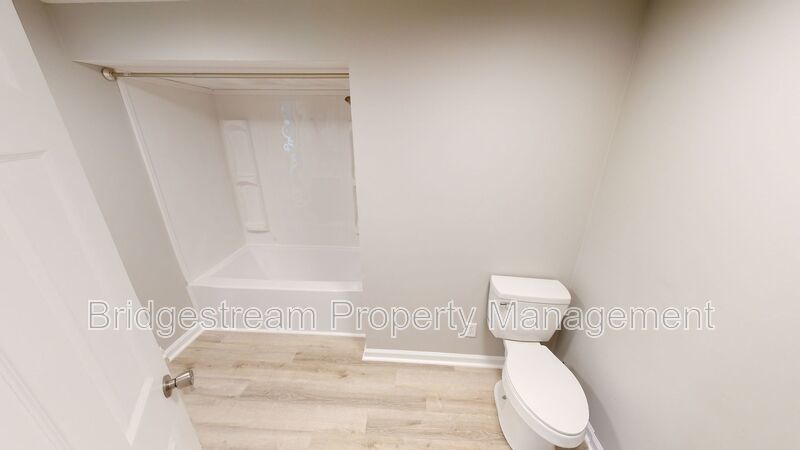 Newly Renovated 1-Bed, 1-Bath Apartment in Kettering property image