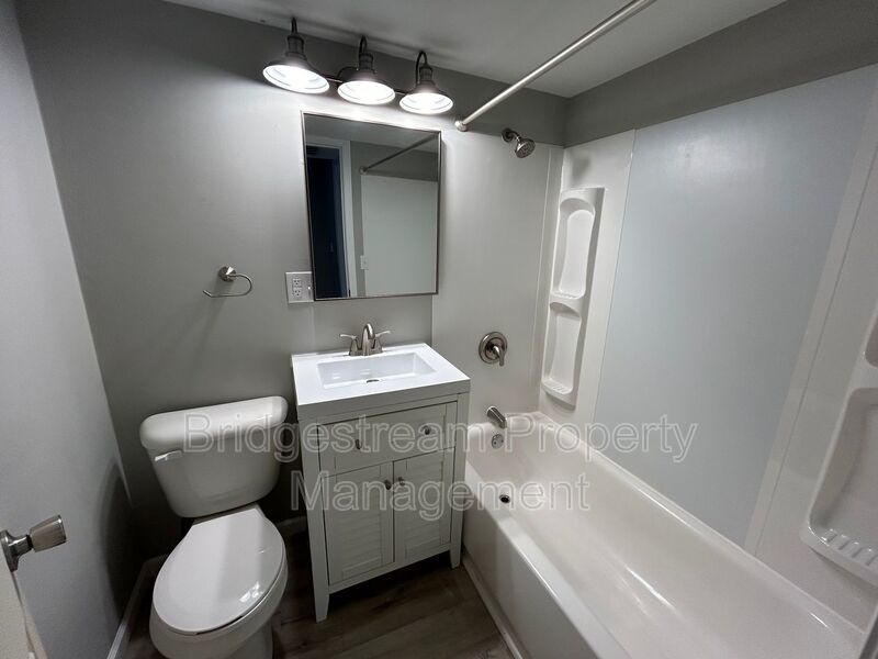 Newly Renovated 1-Bed, 1-Bath Apartment in Kettering property image