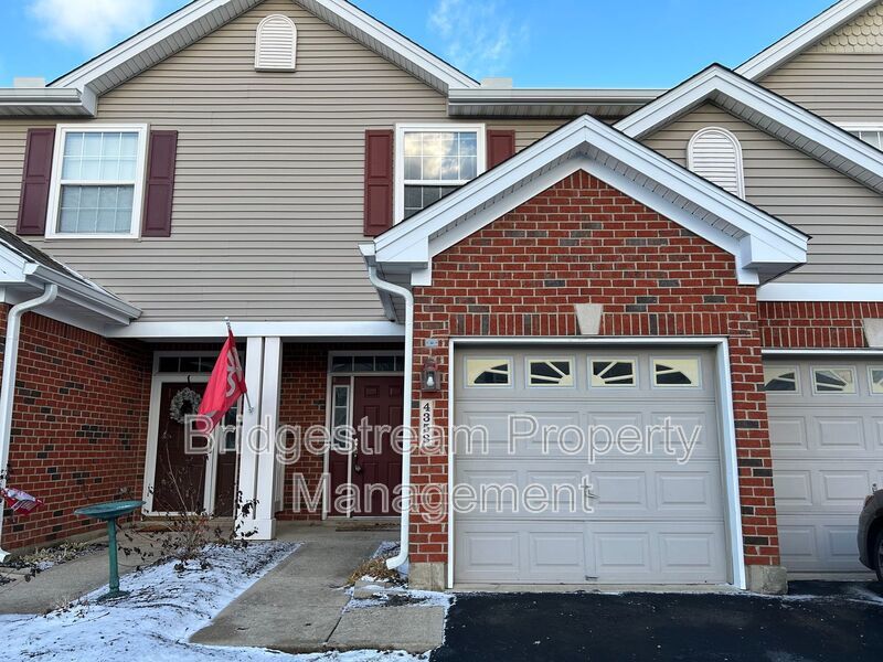 Beautiful 2 Bed, 1.5 Bath Townhome property image