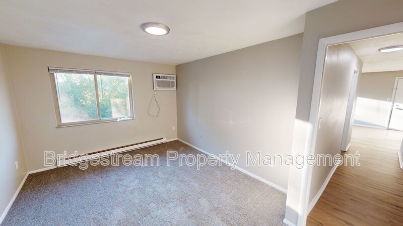 Bright and Inviting 2-Bedroom, 1-Bathroom Apartment property image