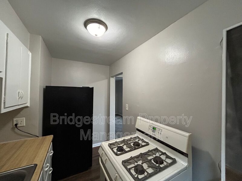 Cozy 2 Bed, 1 Bath Unit Coming Soon! property image